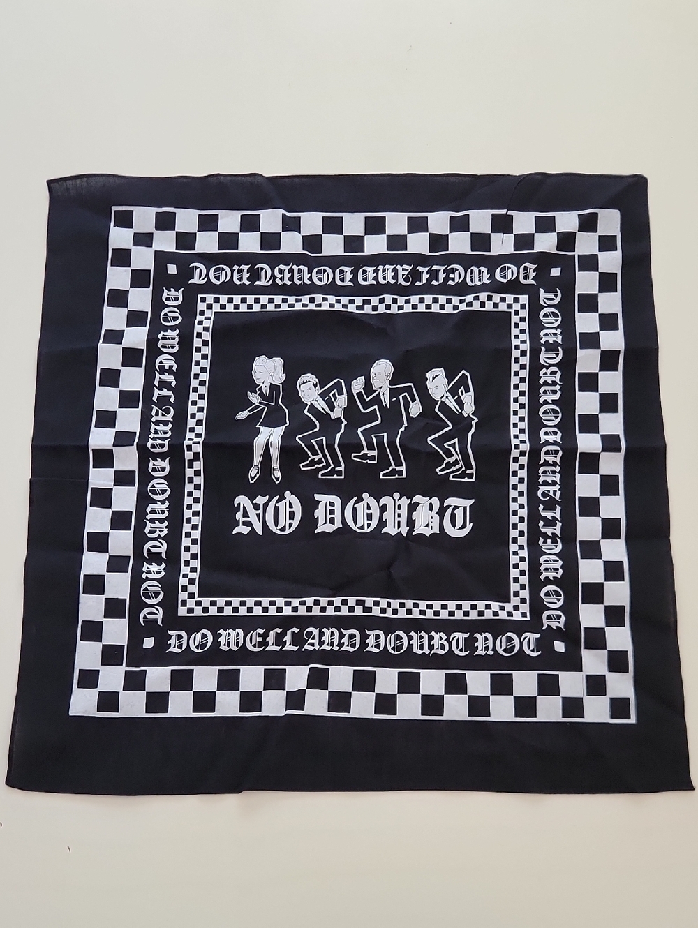 No Doubt Sphere Bandana Black White